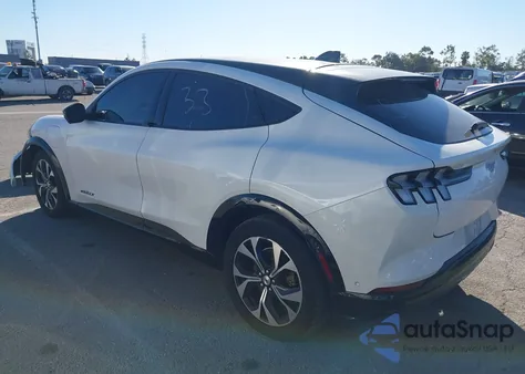 2021 Ford Mustang Mach-E Premium z USA, uszkodzony, nr VIN 3FMTK3R71MMA62496